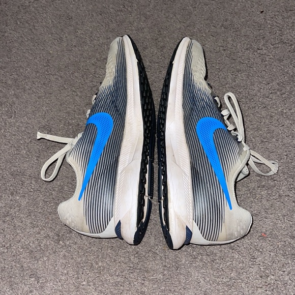 Nike Zoom sneakers - Picture 3 of 8